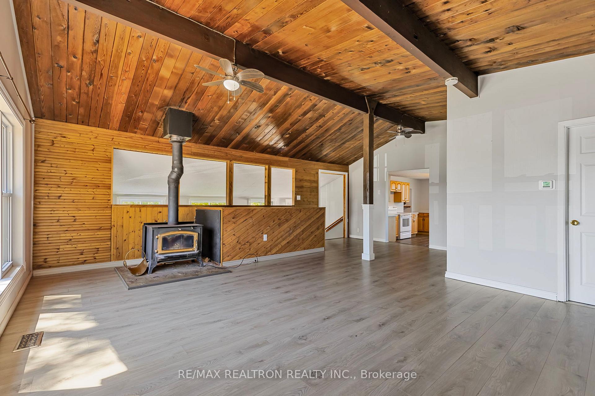 Photo 3 of 3708 Maple Grove Road, Innisfil, Rural Innisfil — HOMEH