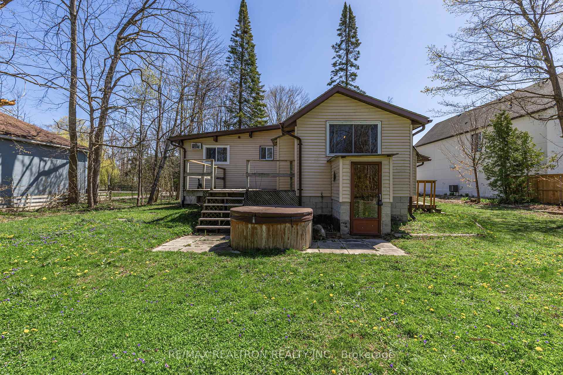 Photo 6 of 3708 Maple Grove Road, Innisfil, Rural Innisfil — HOMEH