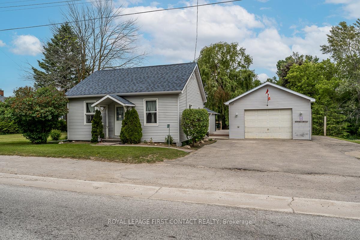 Photo 2 of 7424 County Rd 91, Clearview, Stayner — HOMEH