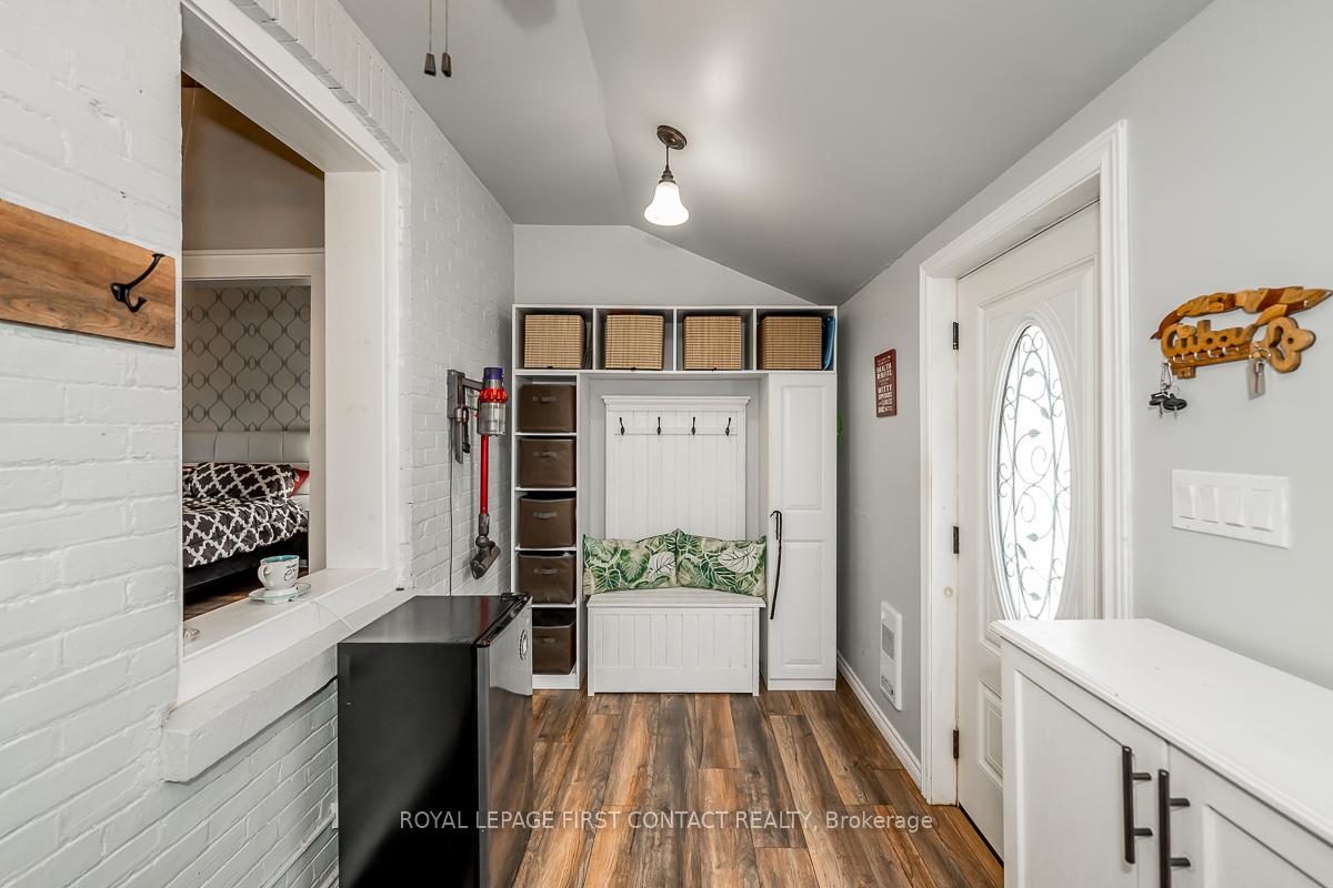 Photo 5 of 7424 County Rd 91, Clearview, Stayner — HOMEH