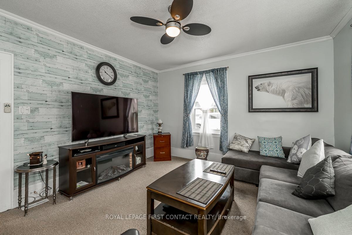 Photo 16 of 7424 County Rd 91, Clearview, Stayner — HOMEH