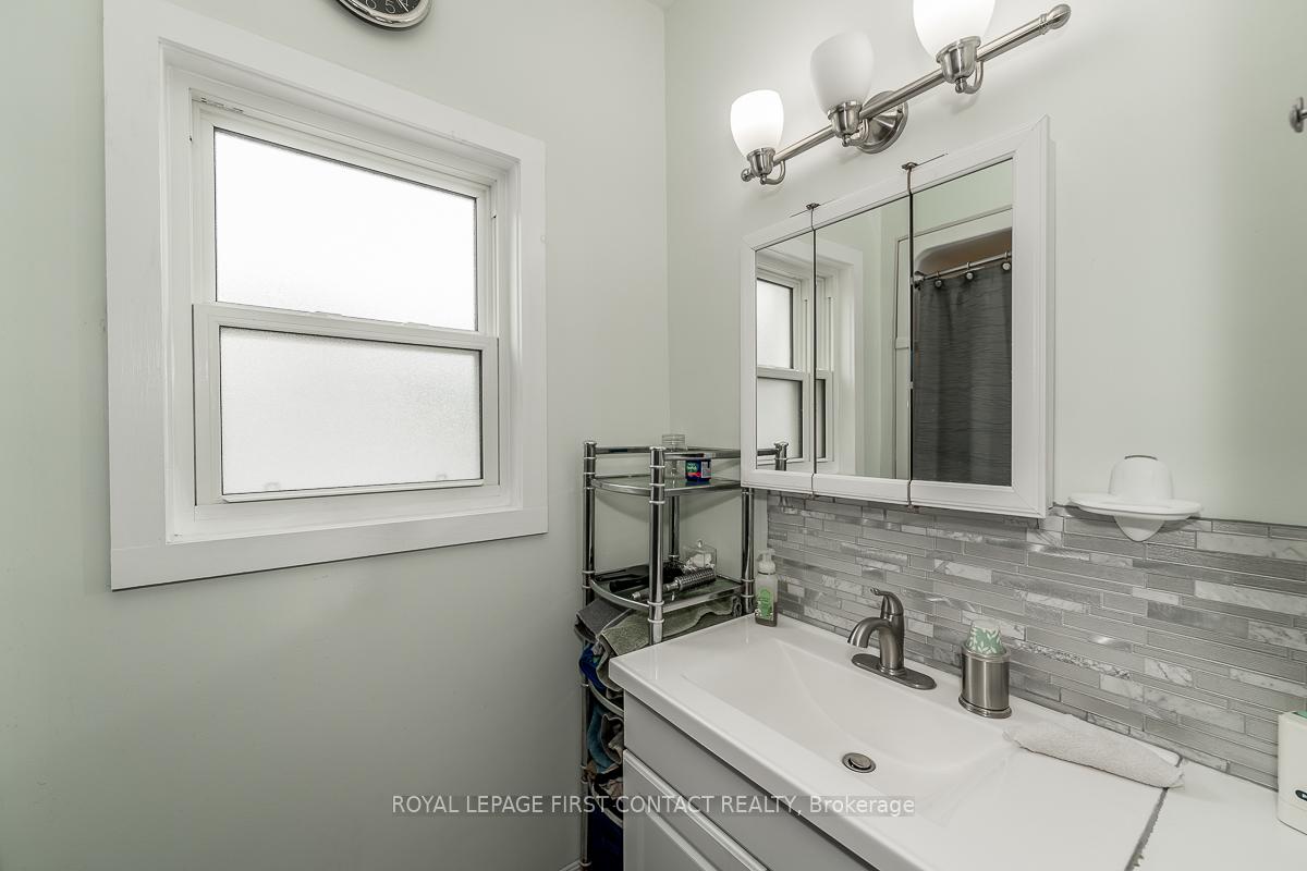 Photo 25 of 7424 County Rd 91, Clearview, Stayner — HOMEH