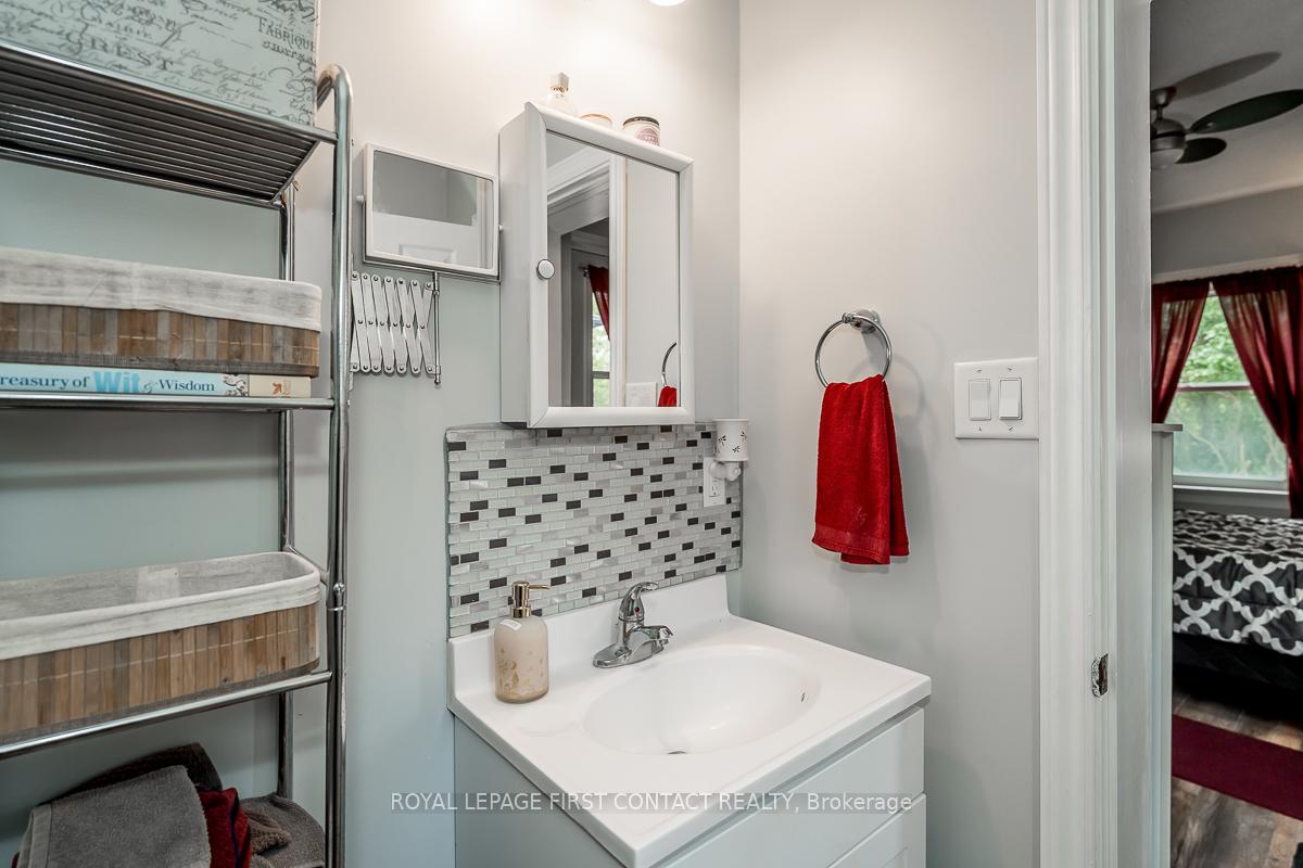 Photo 27 of 7424 County Rd 91, Clearview, Stayner — HOMEH