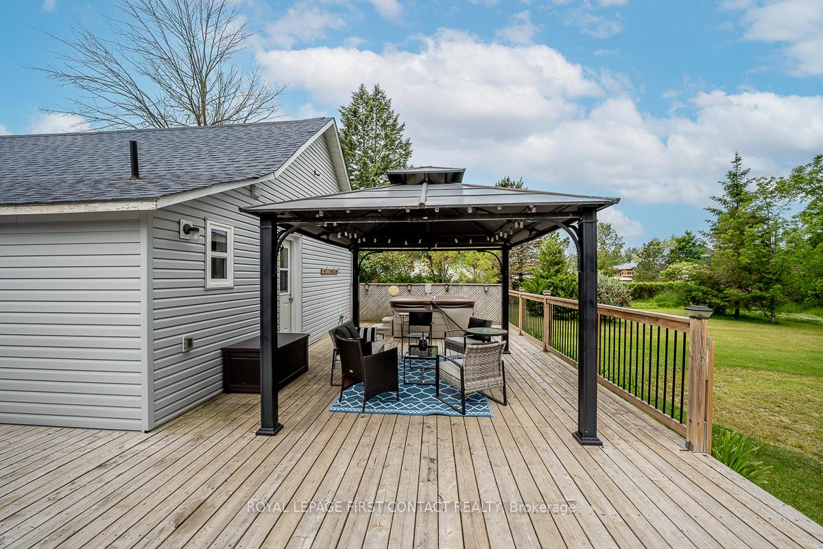 Photo 29 of 7424 County Rd 91, Clearview, Stayner — HOMEH