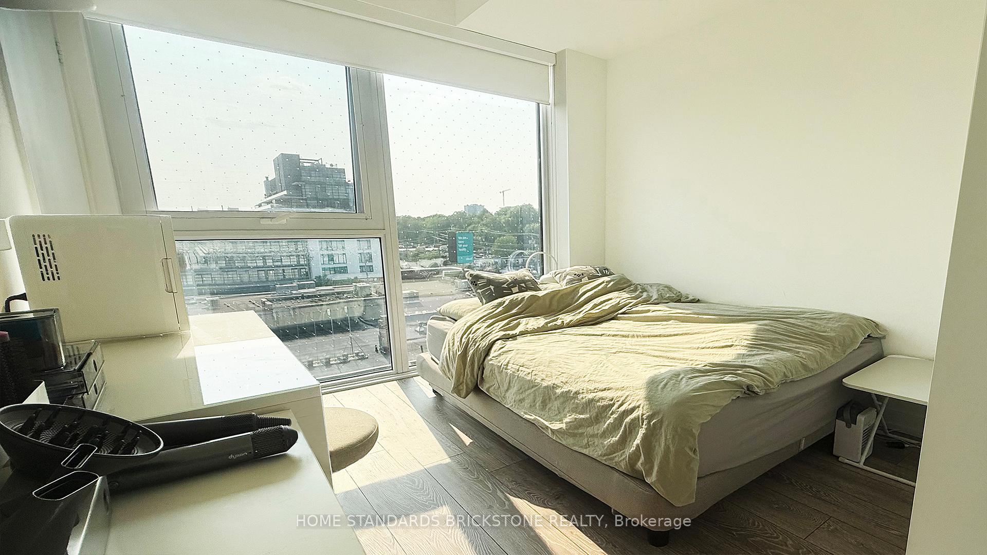 Photo 3 of Unit 512, 2020 Bathurst Street, Toronto, Humewood-Cedarvale — HOMEH