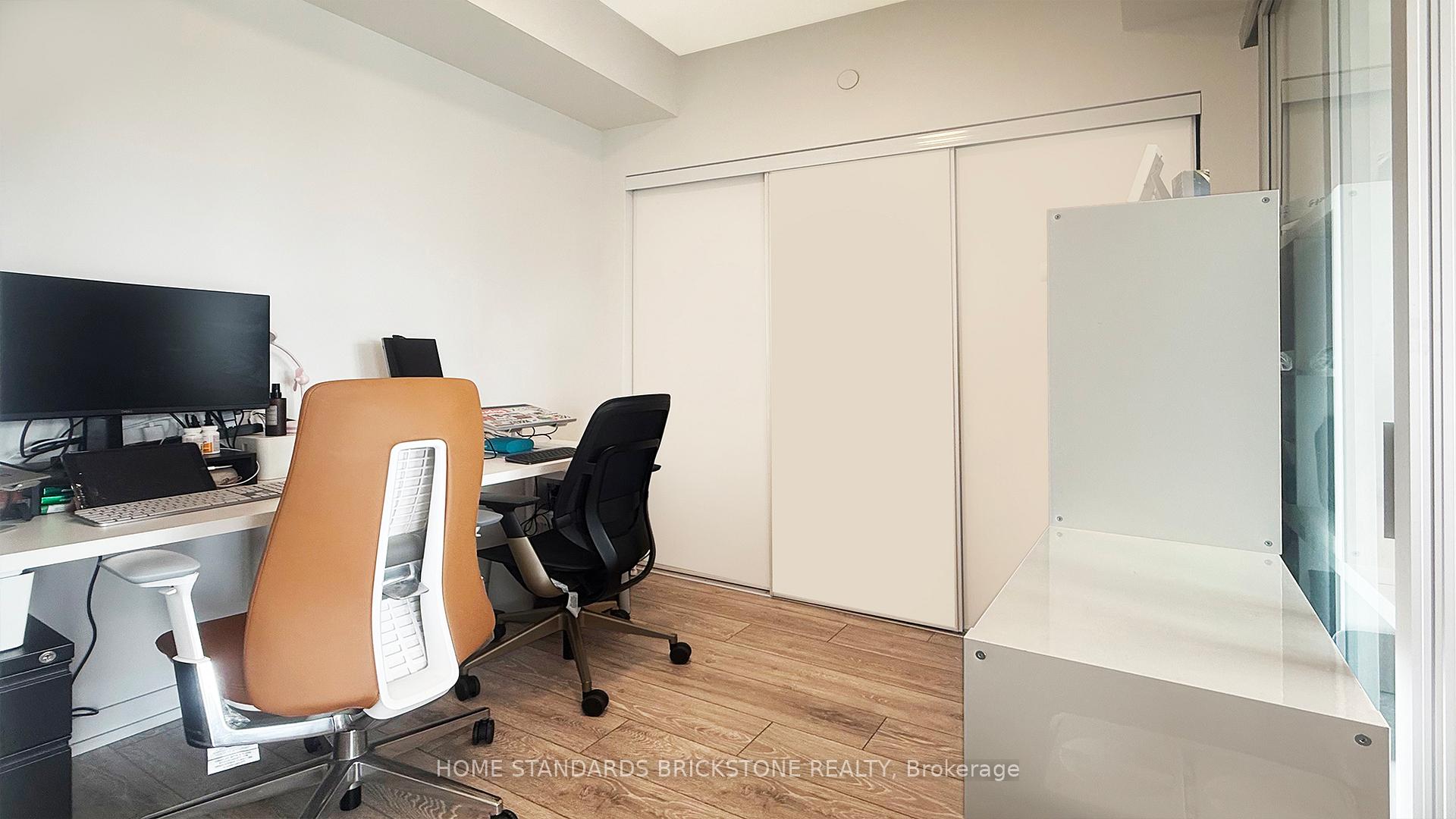 Photo 5 of Unit 512, 2020 Bathurst Street, Toronto, Humewood-Cedarvale — HOMEH