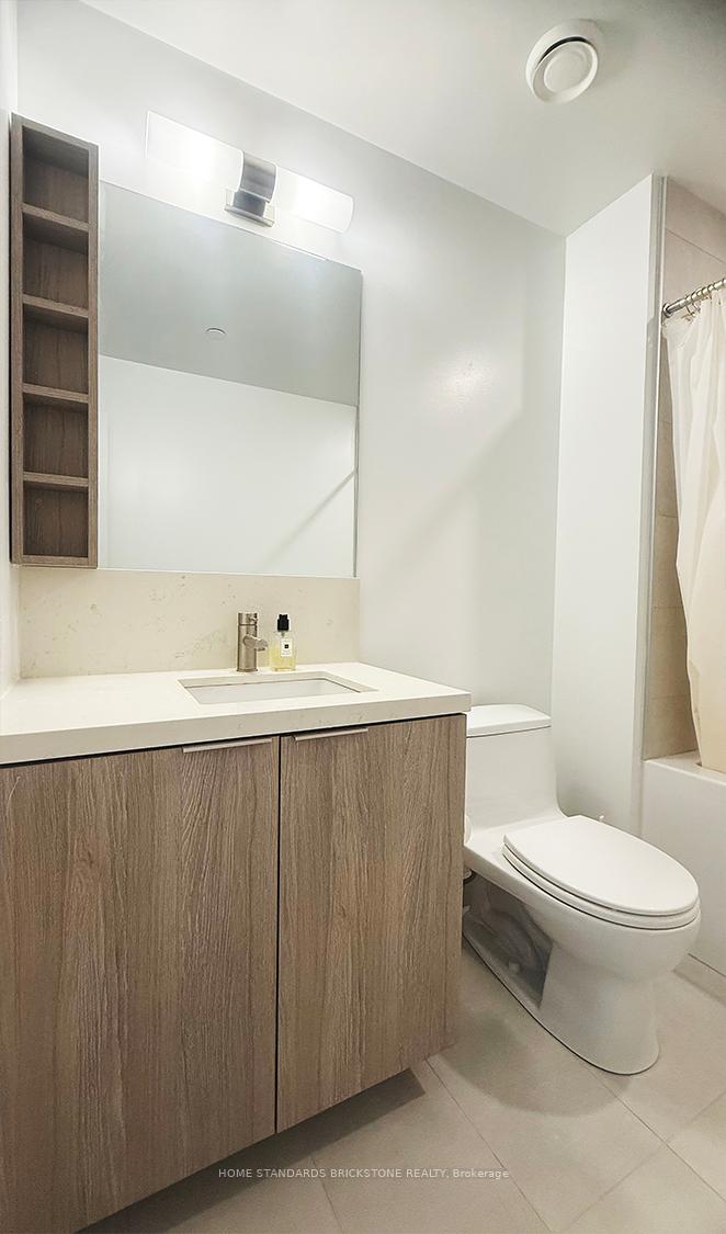 Photo 7 of Unit 512, 2020 Bathurst Street, Toronto, Humewood-Cedarvale — HOMEH