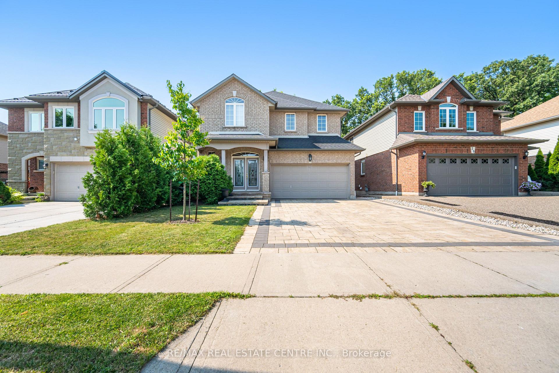 Front of 35 Pantano Drive