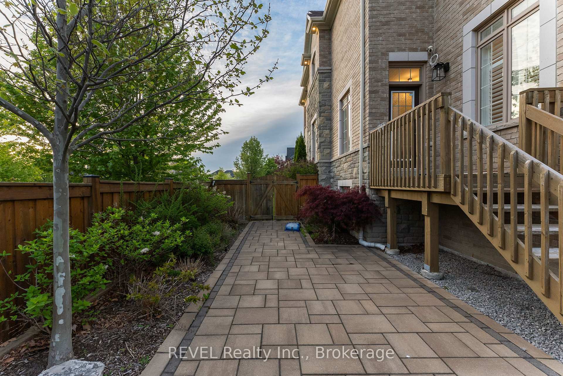 Photo 46 of 15 Glengowan Street, Whitby, Taunton North — HOMEH