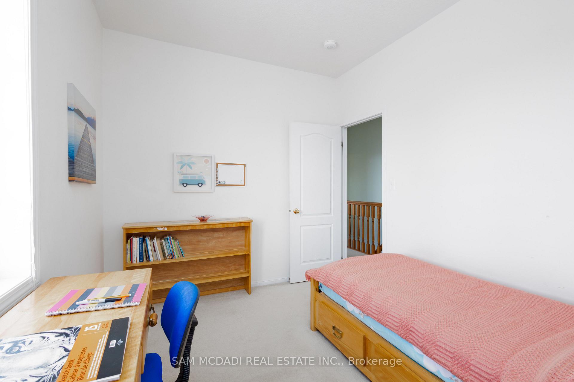 Photo 43 of 19 Jenner Court, Cambridge, Fiddlesticks — HOMEH