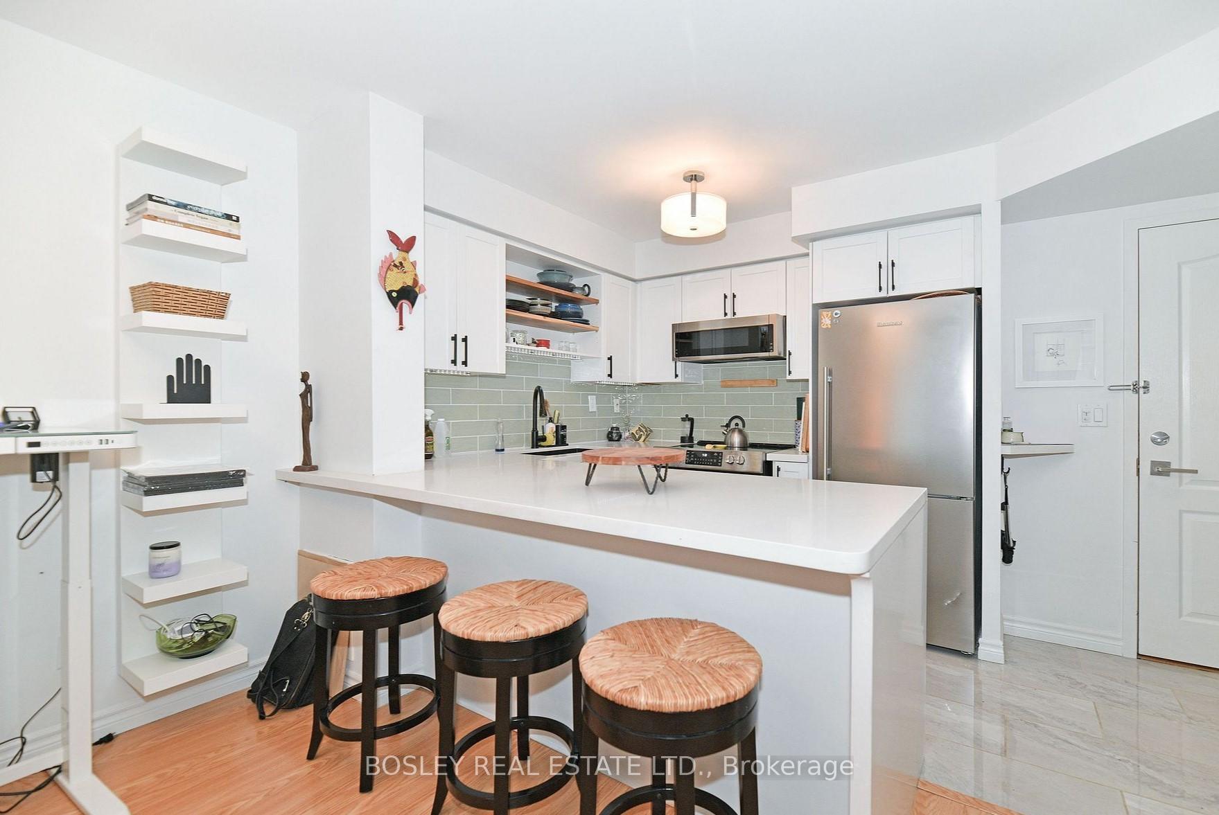 Photo 6 of Unit 310, 18 Stafford Street, Toronto, Niagara — HOMEH