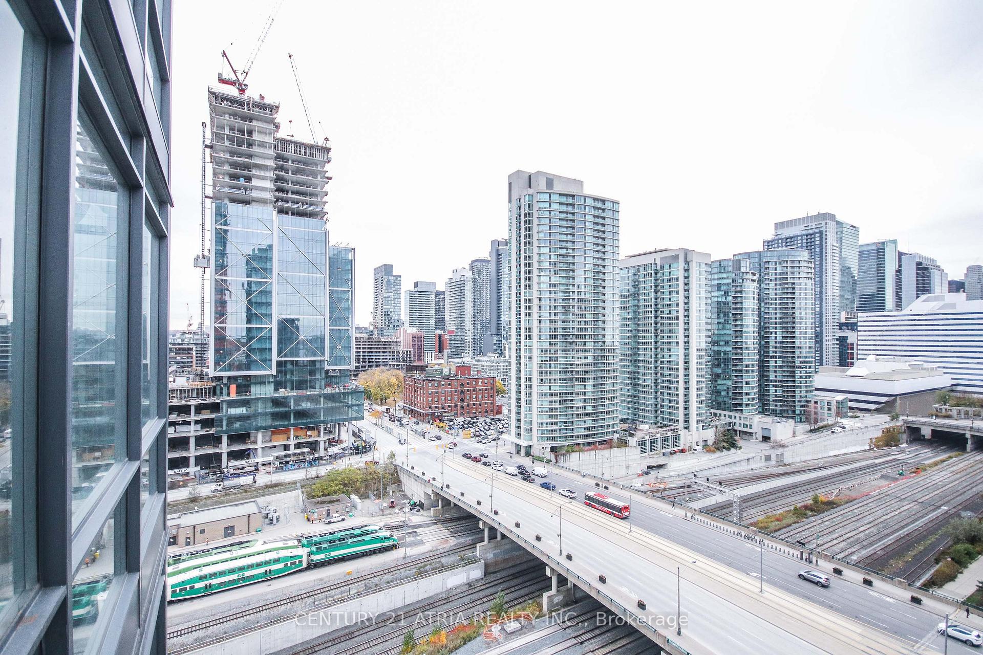 Photo 22 of Unit 1802, 25 Telegram Mews, Toronto, Waterfront Communities — HOMEH