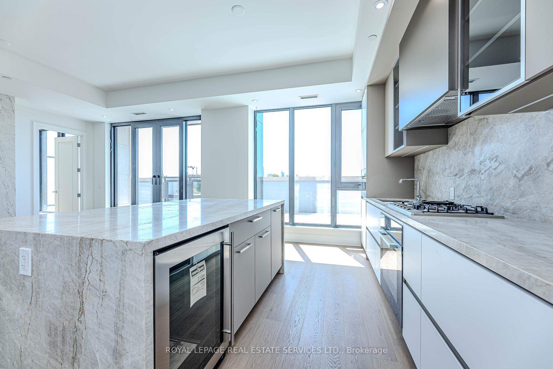 Photo 13 of Unit 605, 2 Forest Hill Road, Toronto, Forest Hill South — HOMEH