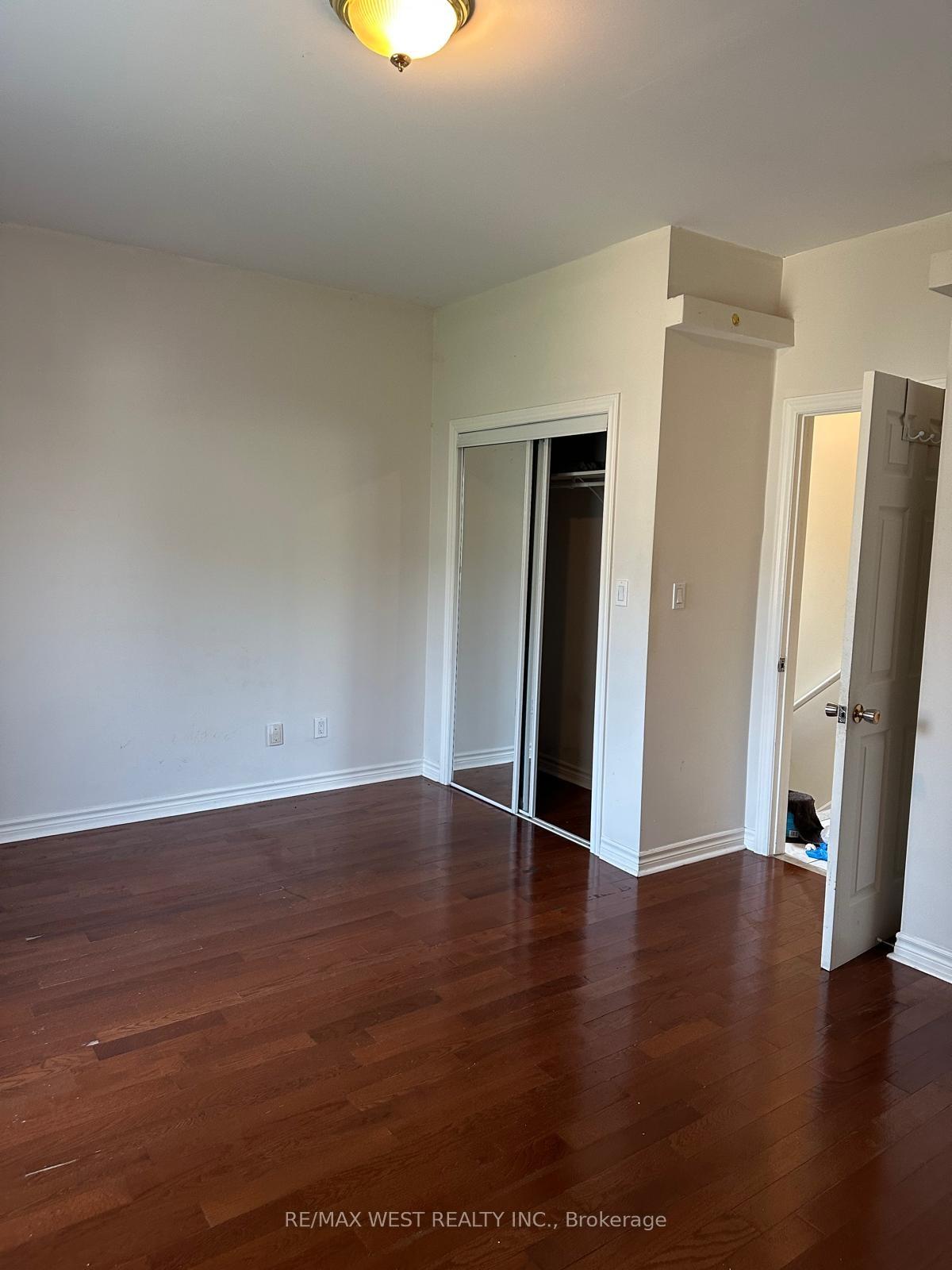 Photo 6 of Unit Main, 563 Ossington Avenue, Toronto, Palmerston-Little Italy — HOMEH