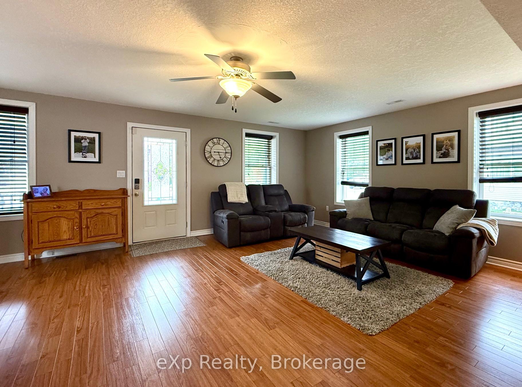 Photo 6 of 65 Elora Street N, Minto — HOMEH