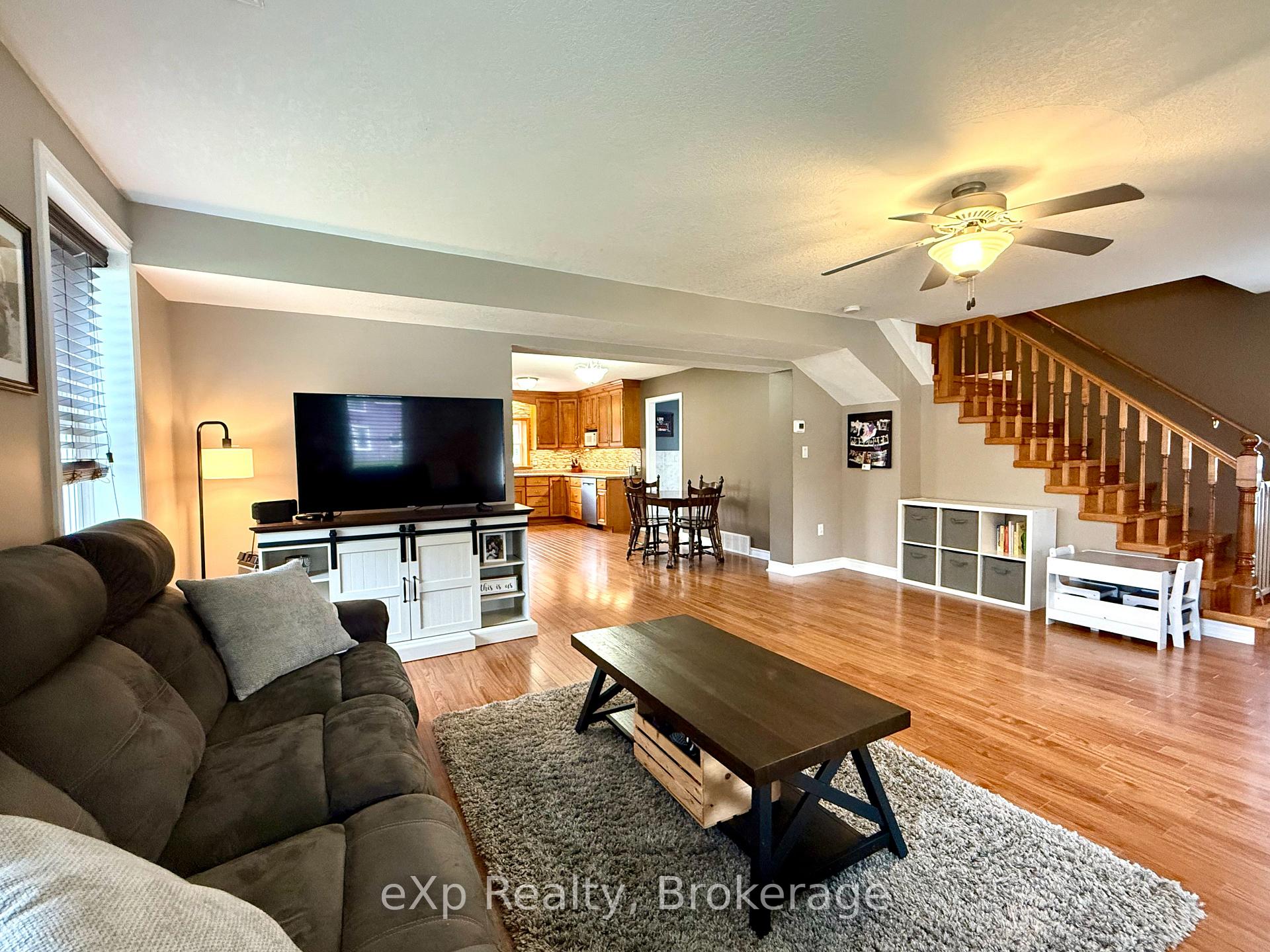 Photo 9 of 65 Elora Street N, Minto — HOMEH
