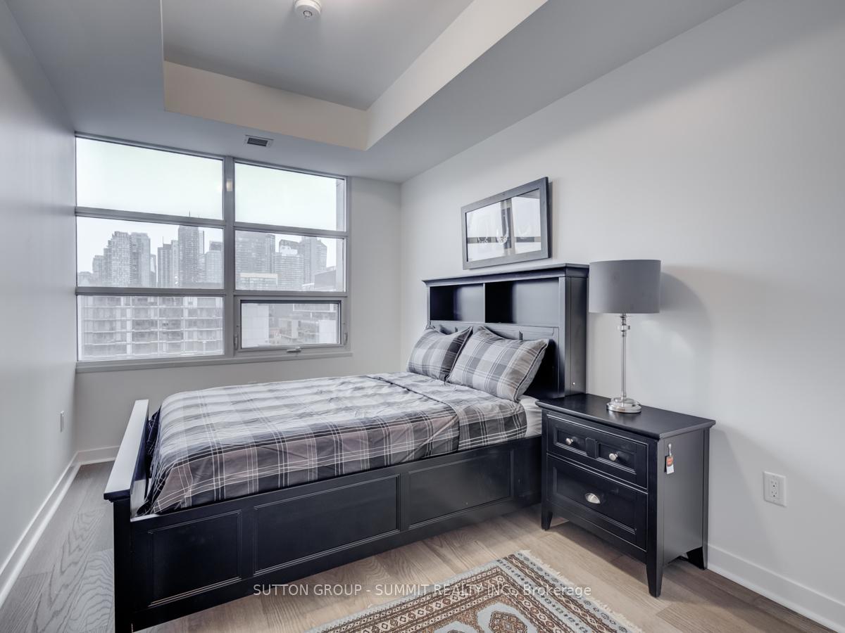 Photo 13 of Unit 1002, 501 Adelaide Street W, Toronto, Waterfront Communities — HOMEH