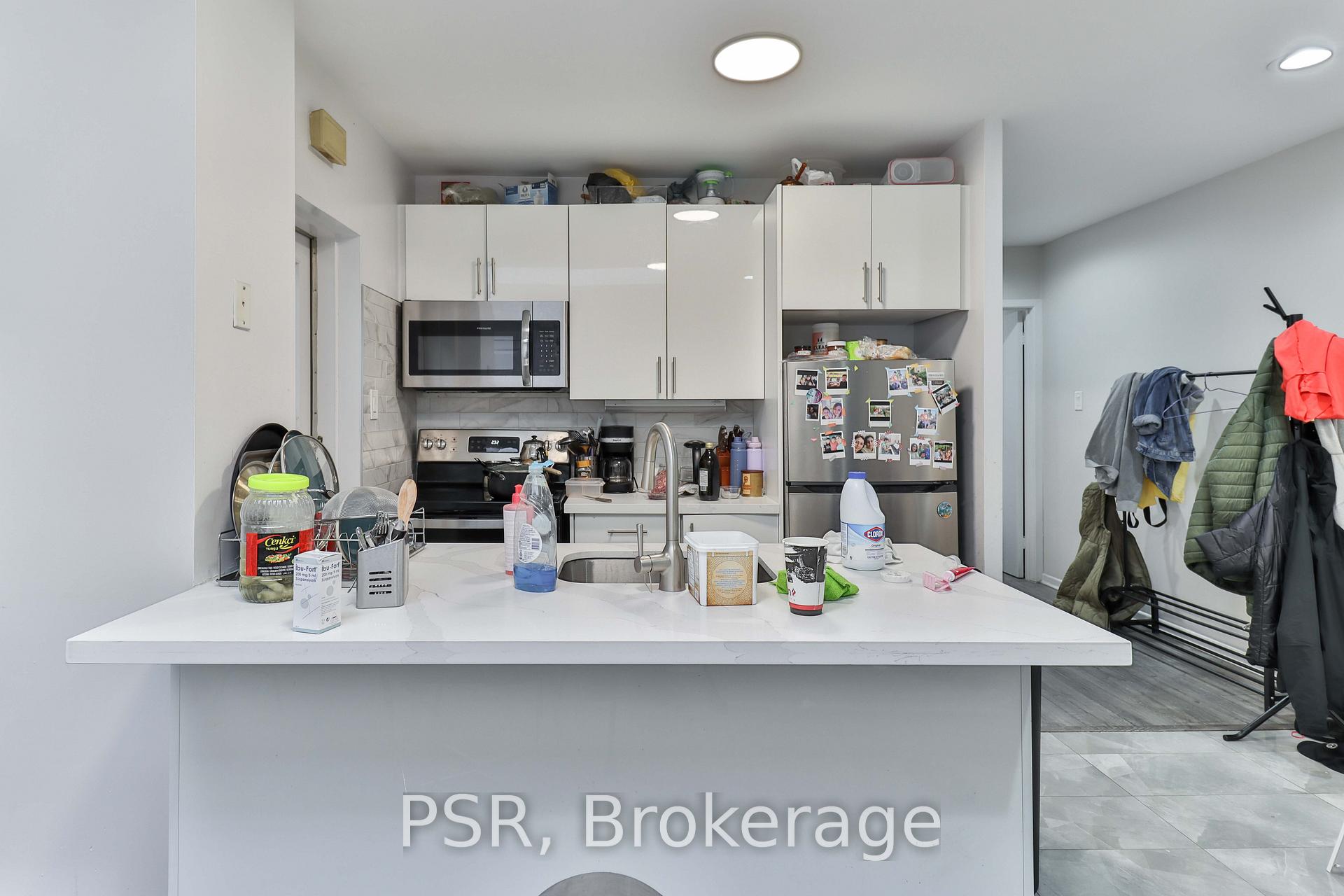 Photo 3 of Unit 3, 104 Beverley Street, Toronto, Kensington-Chinatown — HOMEH