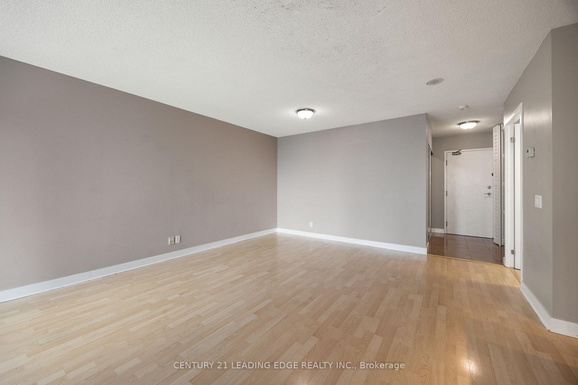 Photo 12 of Unit 2011, 373 Front Street, Toronto, Waterfront Communities — HOMEH