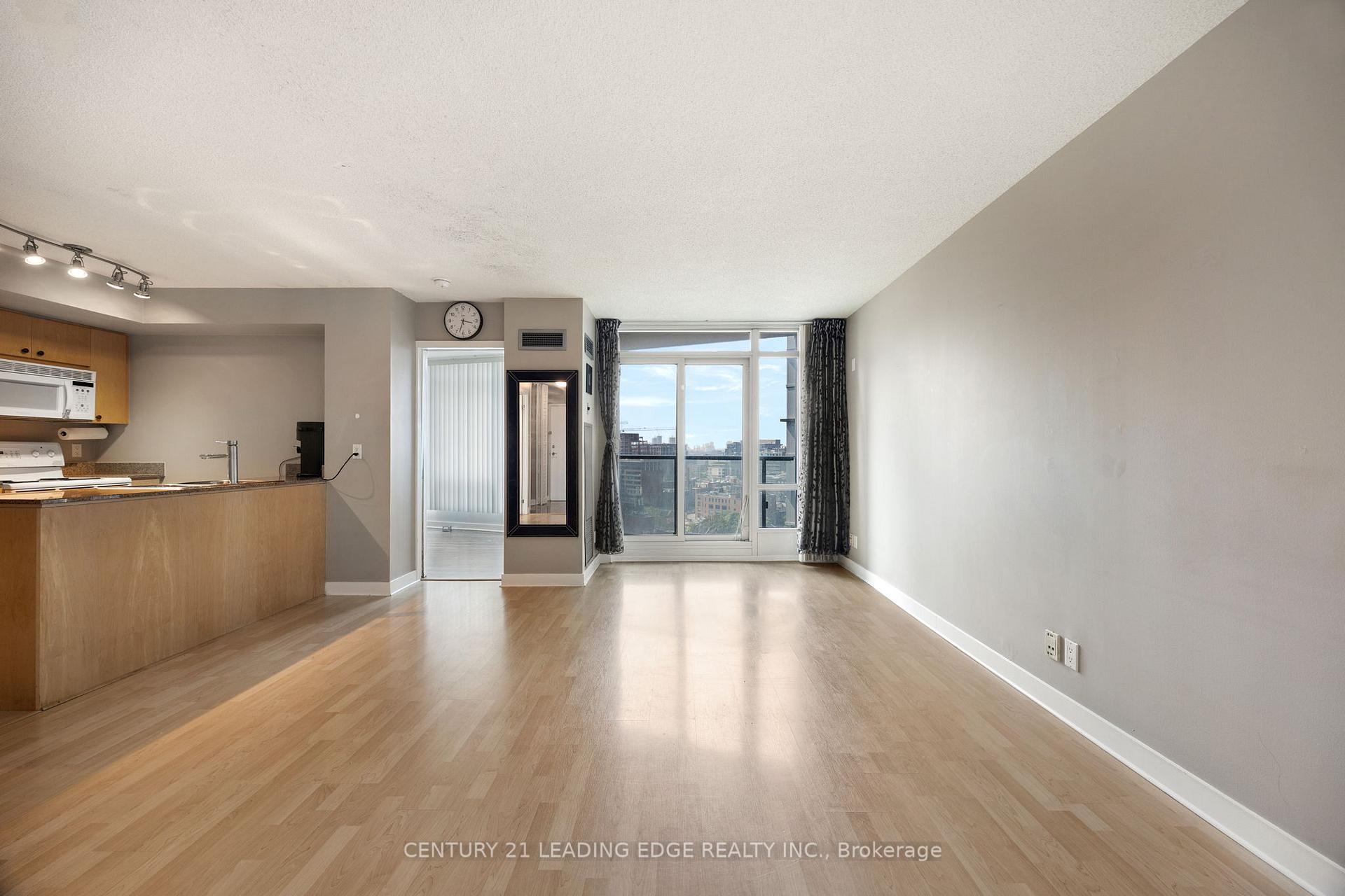 Photo 21 of Unit 2011, 373 Front Street, Toronto, Waterfront Communities — HOMEH