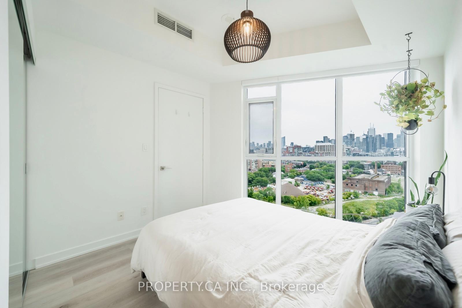 Photo 9 of Unit 1310, 50 Ordnance Street, Toronto, Niagara — HOMEH