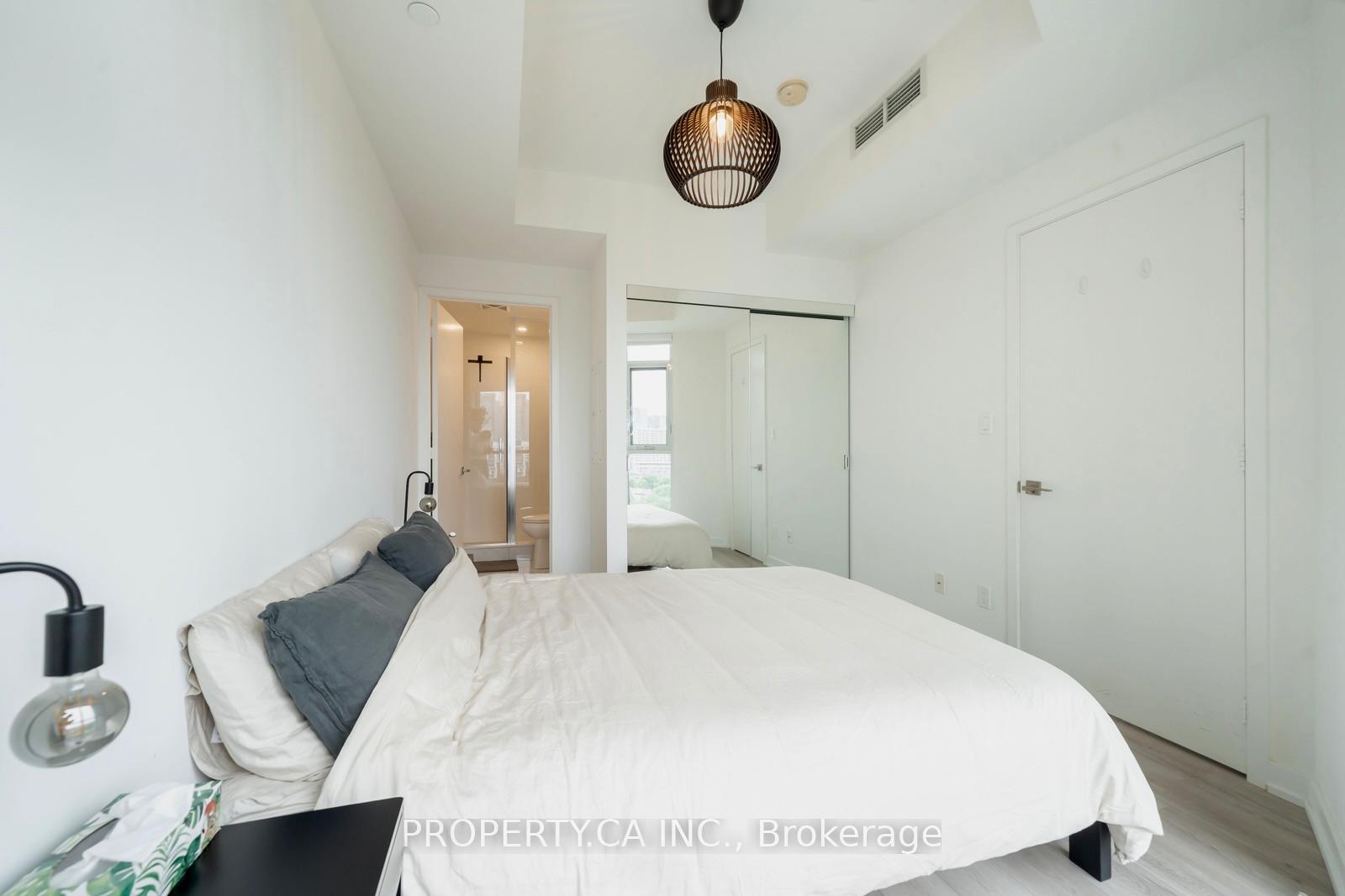Photo 10 of Unit 1310, 50 Ordnance Street, Toronto, Niagara — HOMEH