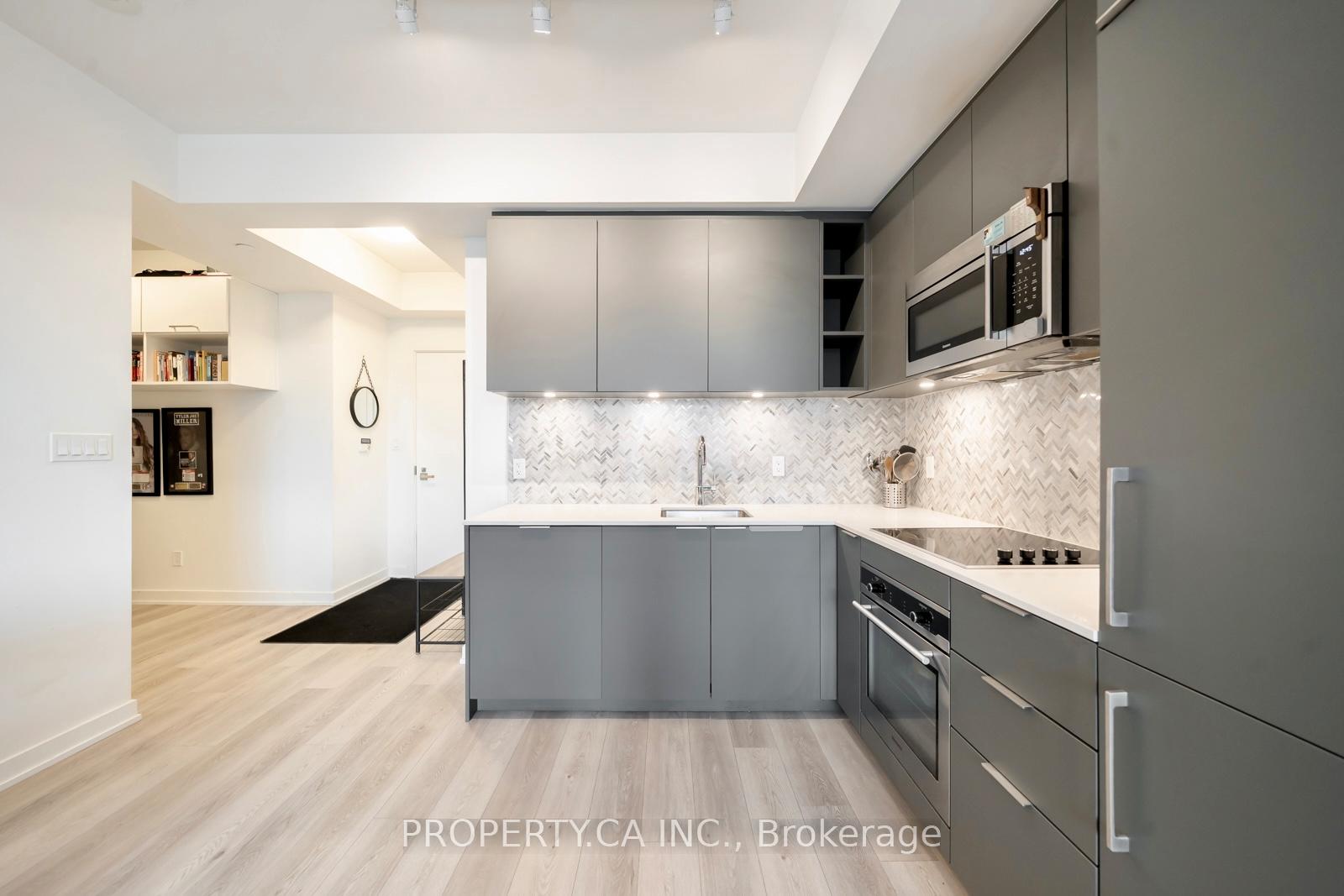 Photo 12 of Unit 1310, 50 Ordnance Street, Toronto, Niagara — HOMEH