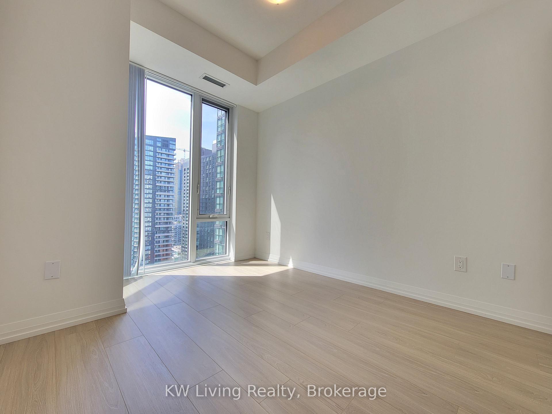 Photo 8 of Unit 3322, 28 Widmer Street, Toronto, Waterfront Communities — HOMEH