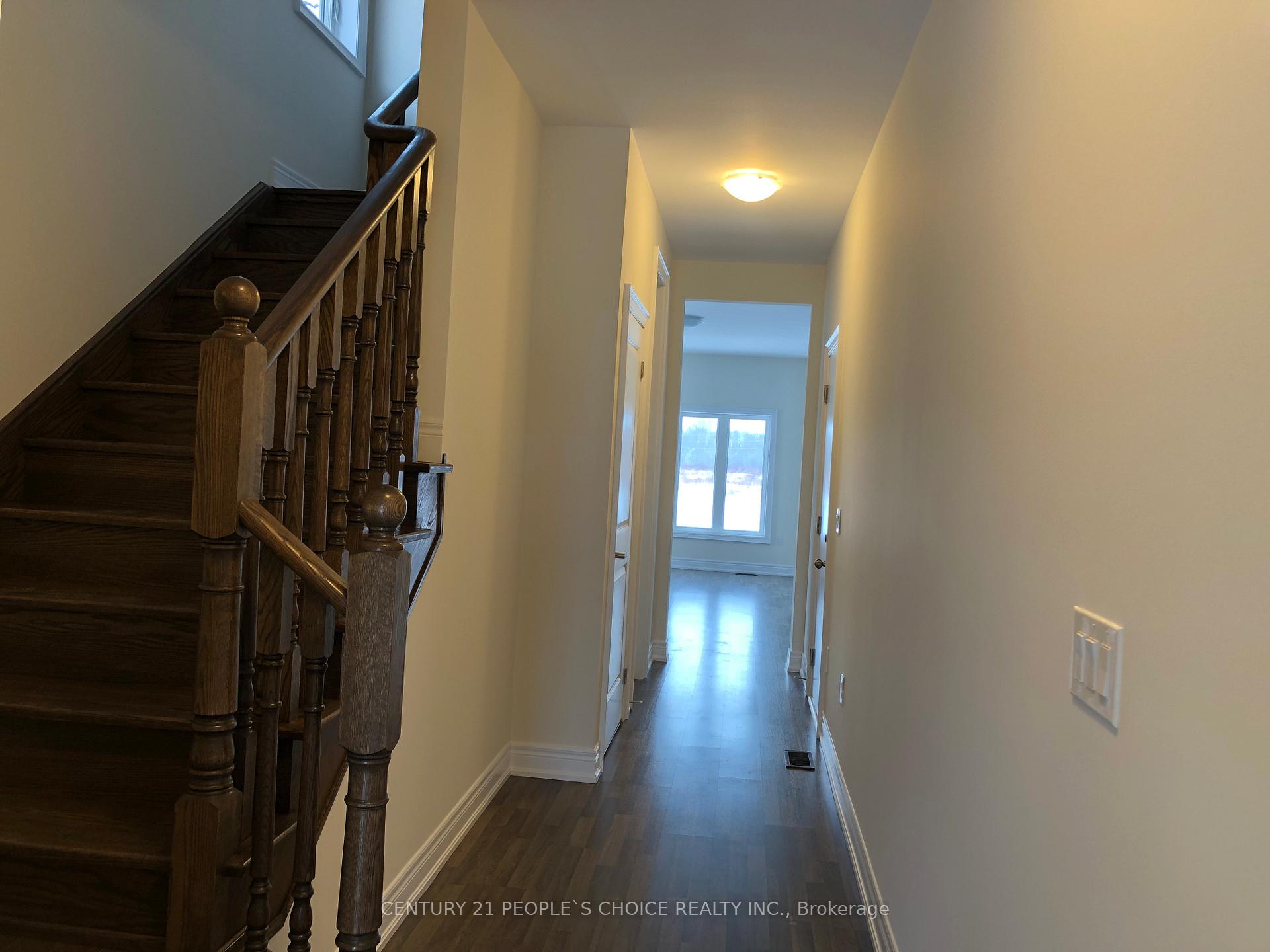 Photo 4 of 311 Atkinson Street, Clearview, Stayner — HOMEH