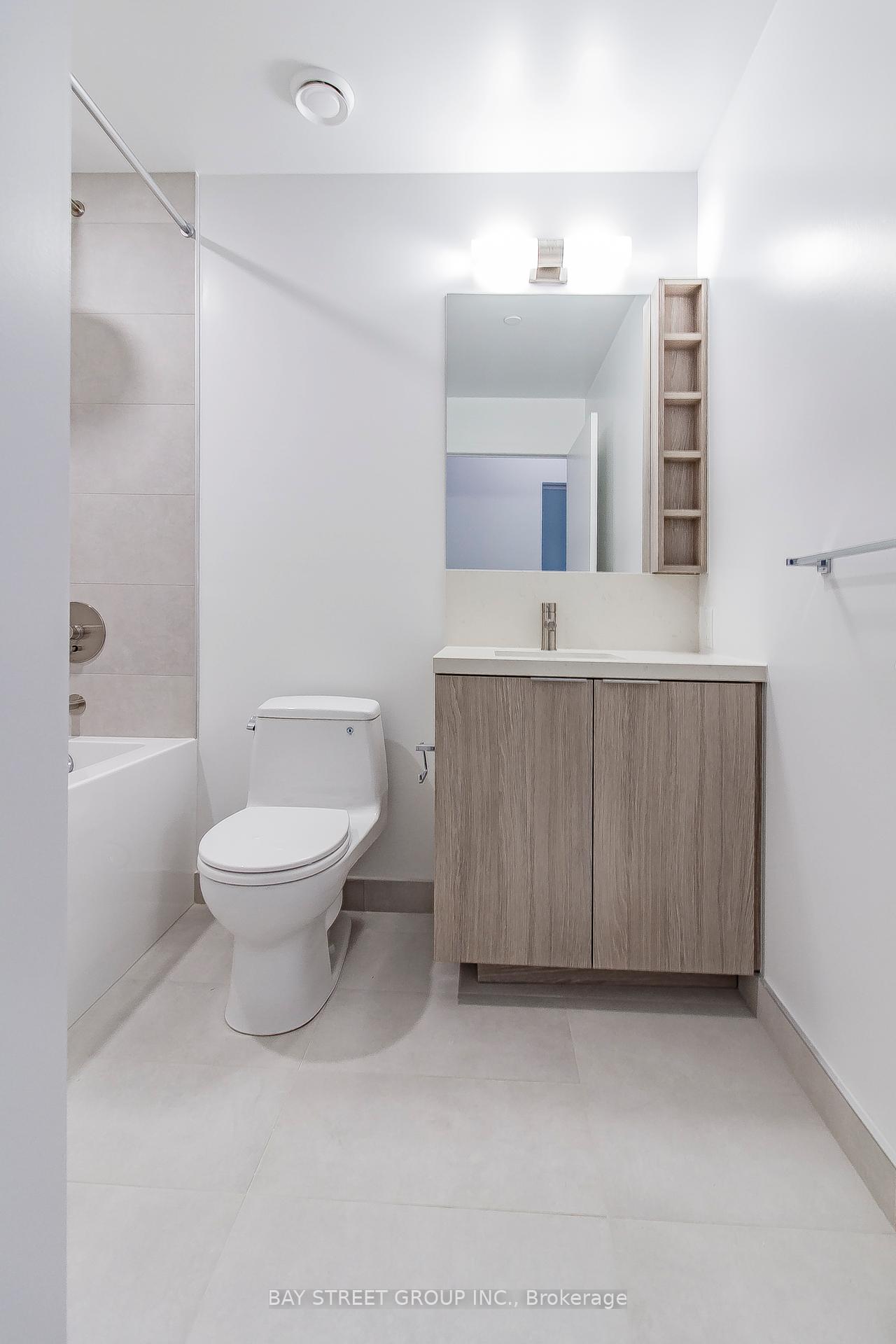 Photo 20 of Unit 903, 2020 Bathurst Street, Toronto, Humewood-Cedarvale — HOMEH