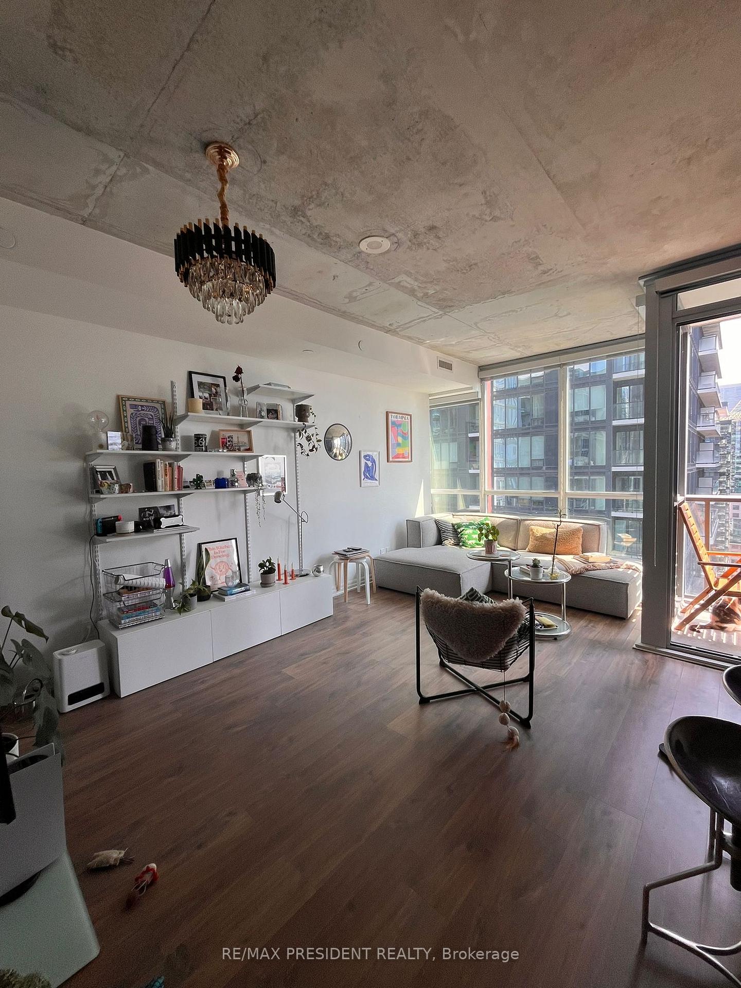 Photo 4 of Unit 2903, 88 Blue Jays Way, Toronto, Waterfront Communities — HOMEH
