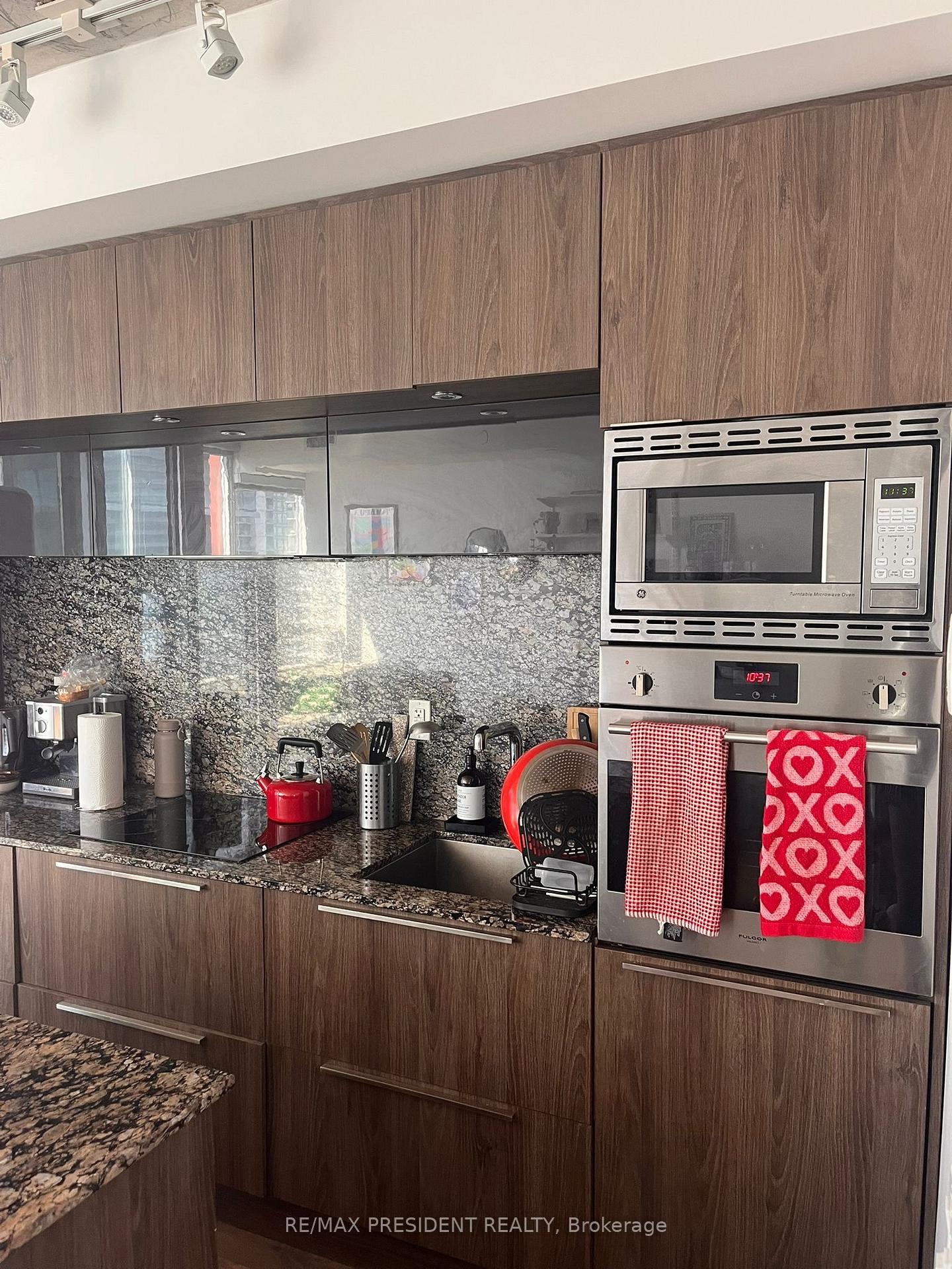Photo 9 of Unit 2903, 88 Blue Jays Way, Toronto, Waterfront Communities — HOMEH