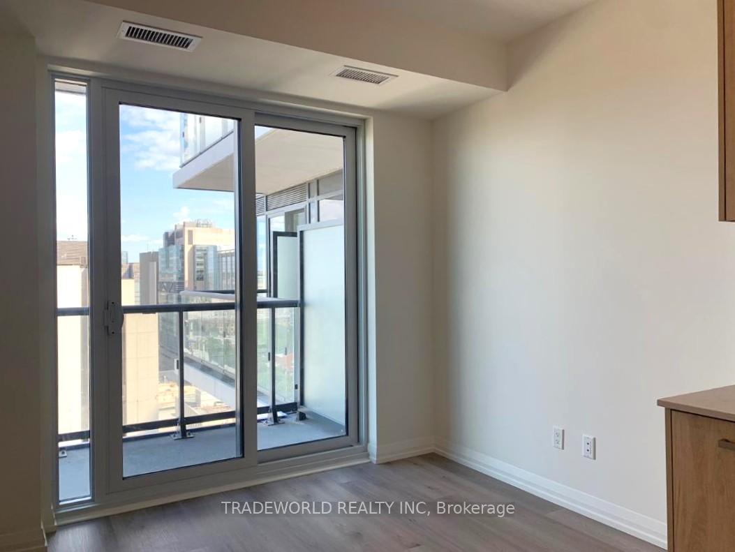 Photo 2 of Unit 2213, 280 Dundas Street W, Toronto, Kensington-Chinatown — HOMEH