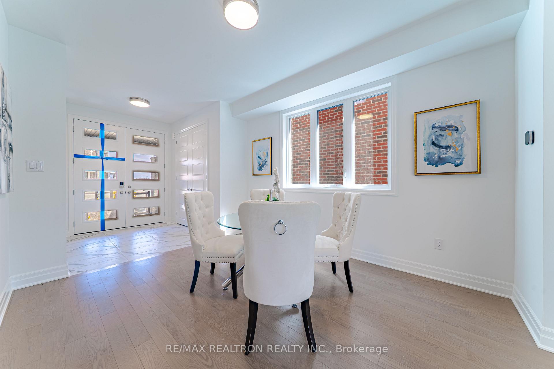 Photo 38 of 63 Greenridge Crescent, Markham, Victoria Square — HOMEH