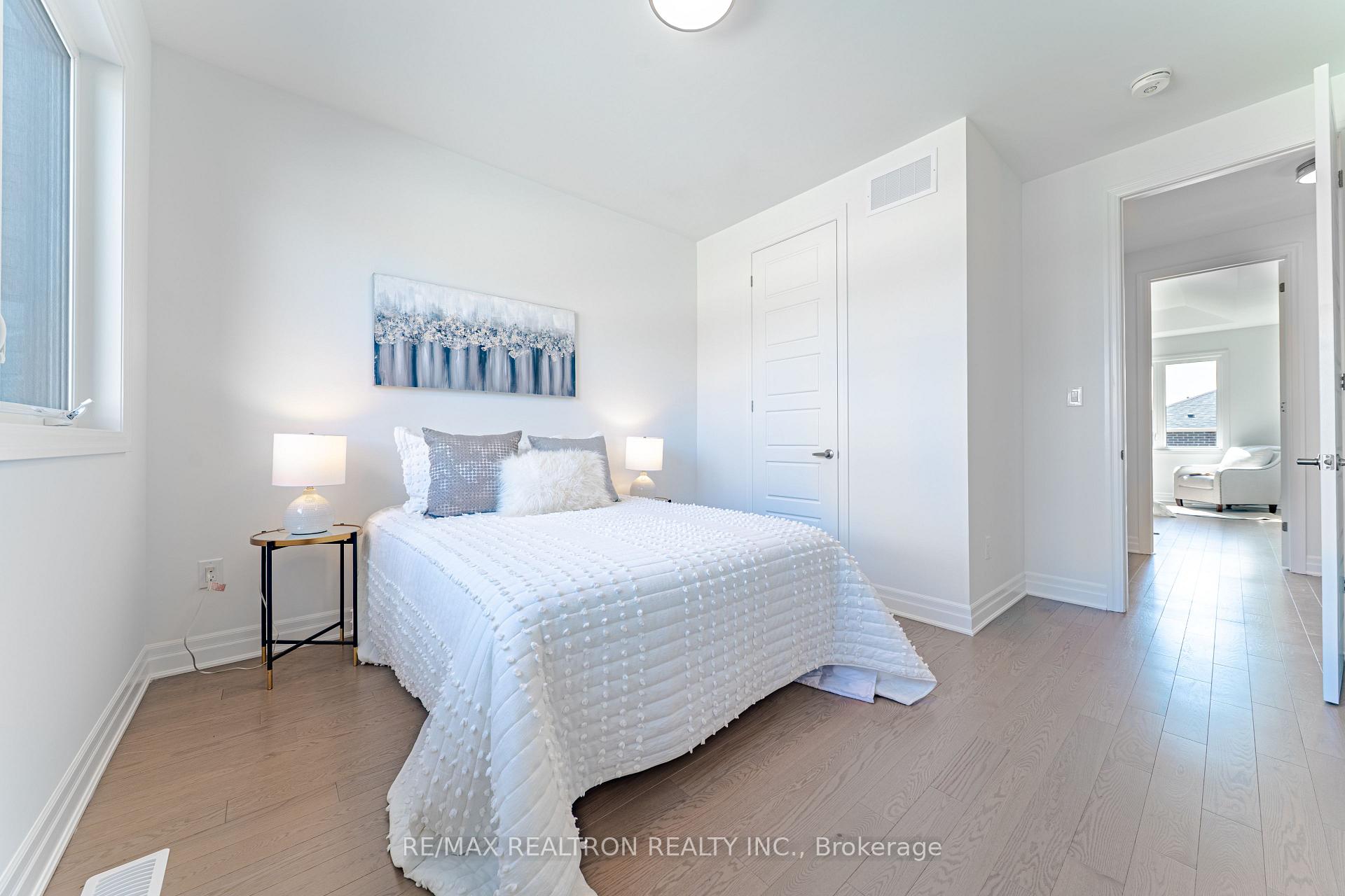 Photo 50 of 63 Greenridge Crescent, Markham, Victoria Square — HOMEH