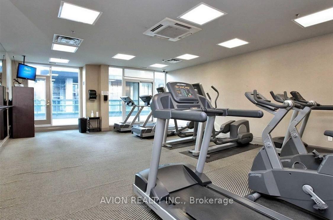 Photo 7 of Unit 803, 30 Grand Trunk Crescent, Toronto, Waterfront Communities — HOMEH
