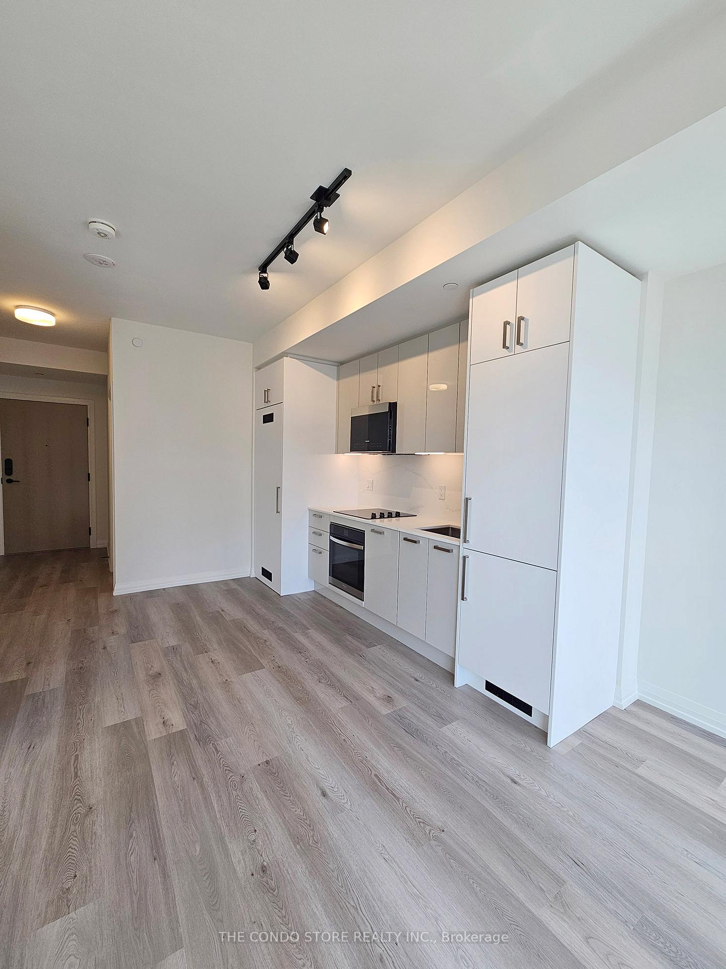 Photo 3 of Unit 607, 280 Dundas Street W, Toronto, Kensington-Chinatown — HOMEH