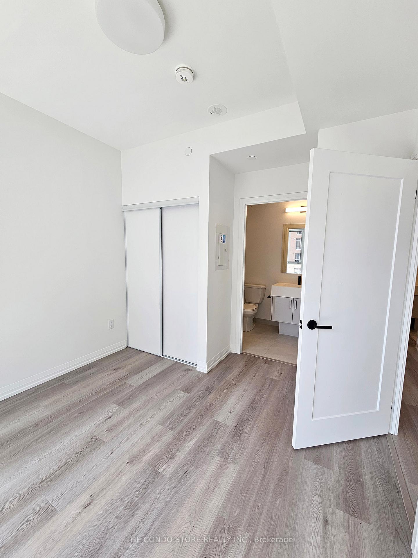 Photo 6 of Unit 607, 280 Dundas Street W, Toronto, Kensington-Chinatown — HOMEH