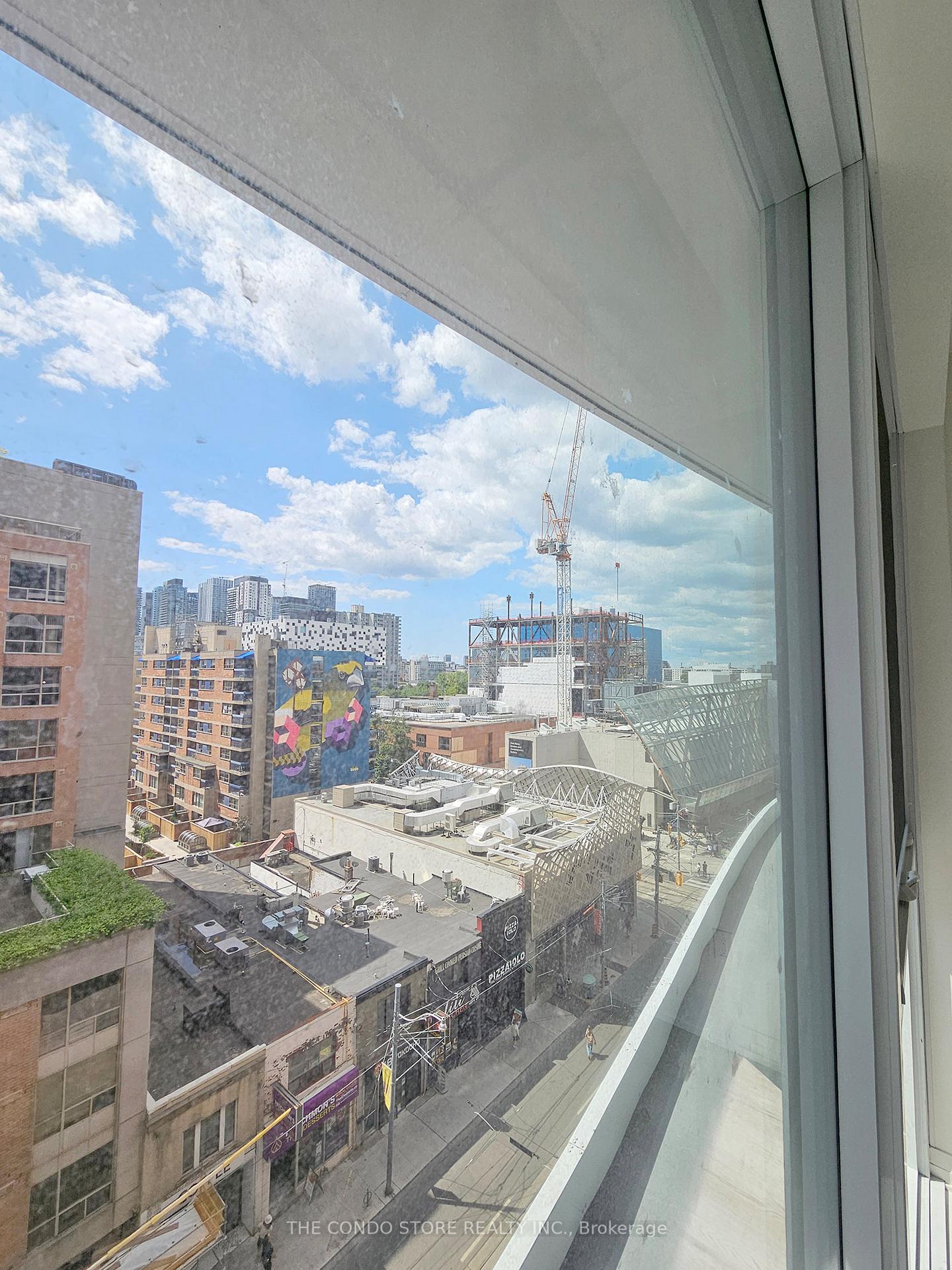 Photo 7 of Unit 607, 280 Dundas Street W, Toronto, Kensington-Chinatown — HOMEH