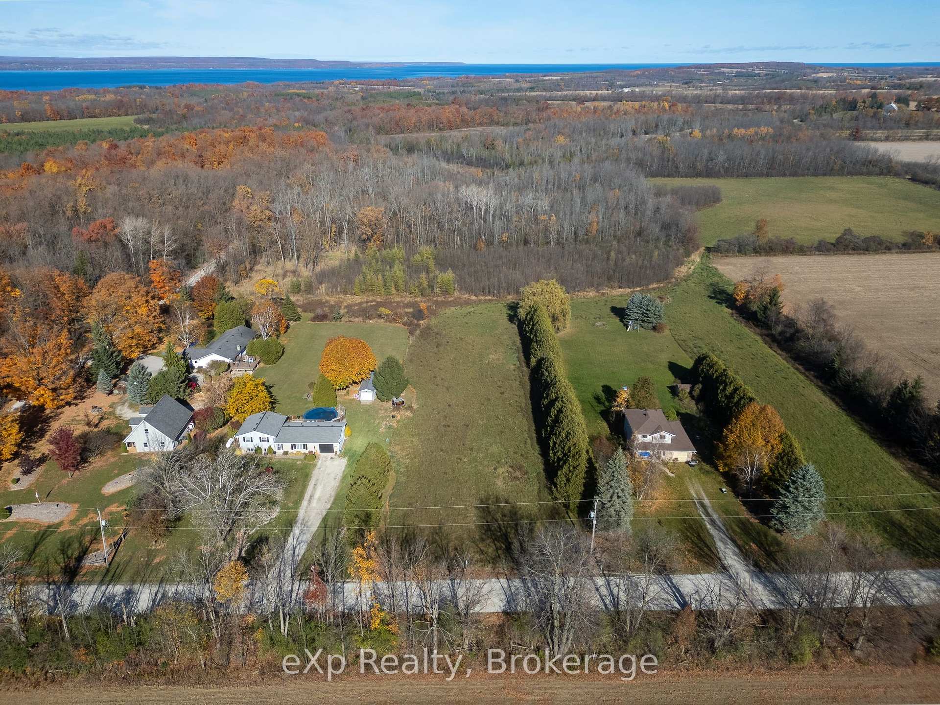 Photo 3 of 264011 24 Side Road, Meaford — HOMEH