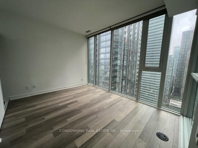 Photo 12 of Unit 2811, 290 Adelaide Street W, Toronto, Waterfront Communities — HOMEH