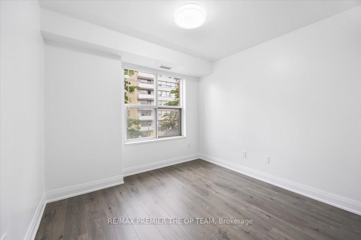 Photo 18 of Unit 401, 800 Spadina Road, Toronto, Forest Hill South — HOMEH