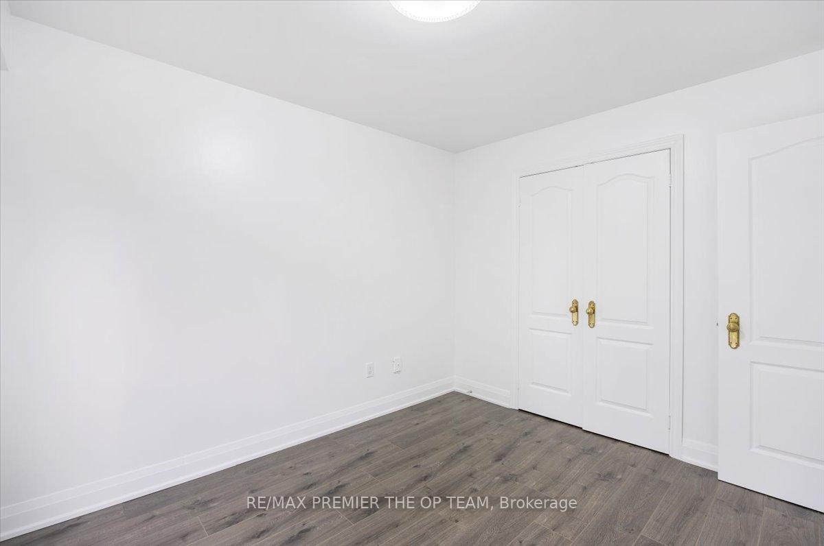 Photo 23 of Unit 401, 800 Spadina Road, Toronto, Forest Hill South — HOMEH