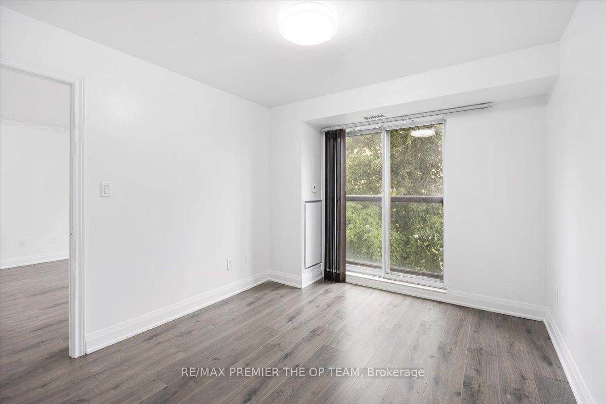 Photo 25 of Unit 401, 800 Spadina Road, Toronto, Forest Hill South — HOMEH