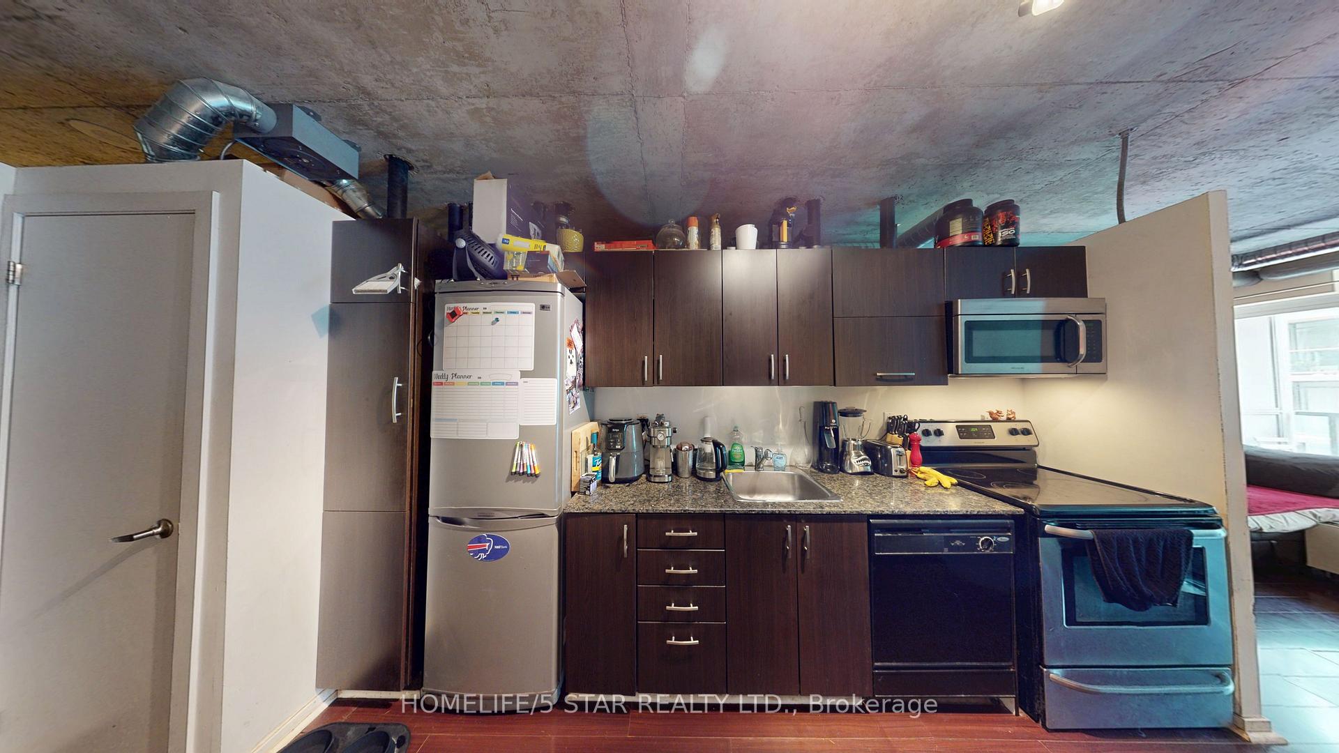 Photo 3 of Unit 1408, 150 Sudbury Street, Toronto, Little Portugal — HOMEH
