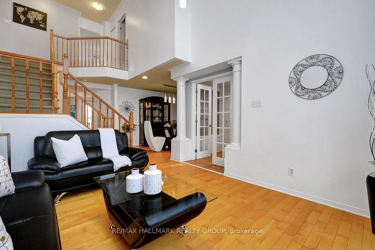Photo 8 of 6 Stonepointe Avenue, Ottawa, Barrhaven East — HOMEH