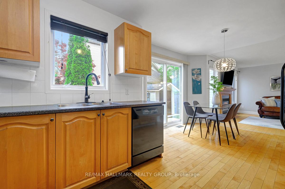 Photo 19 of 6 Stonepointe Avenue, Ottawa, Barrhaven East — HOMEH