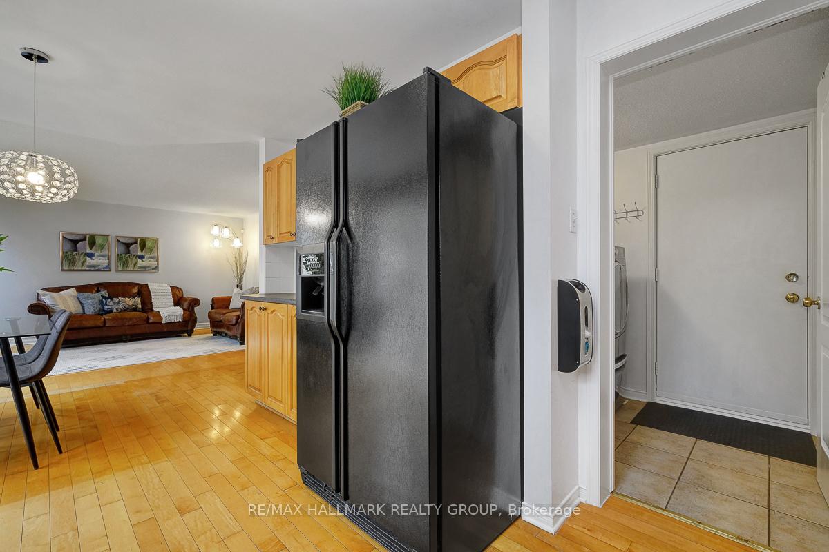 Photo 20 of 6 Stonepointe Avenue, Ottawa, Barrhaven East — HOMEH