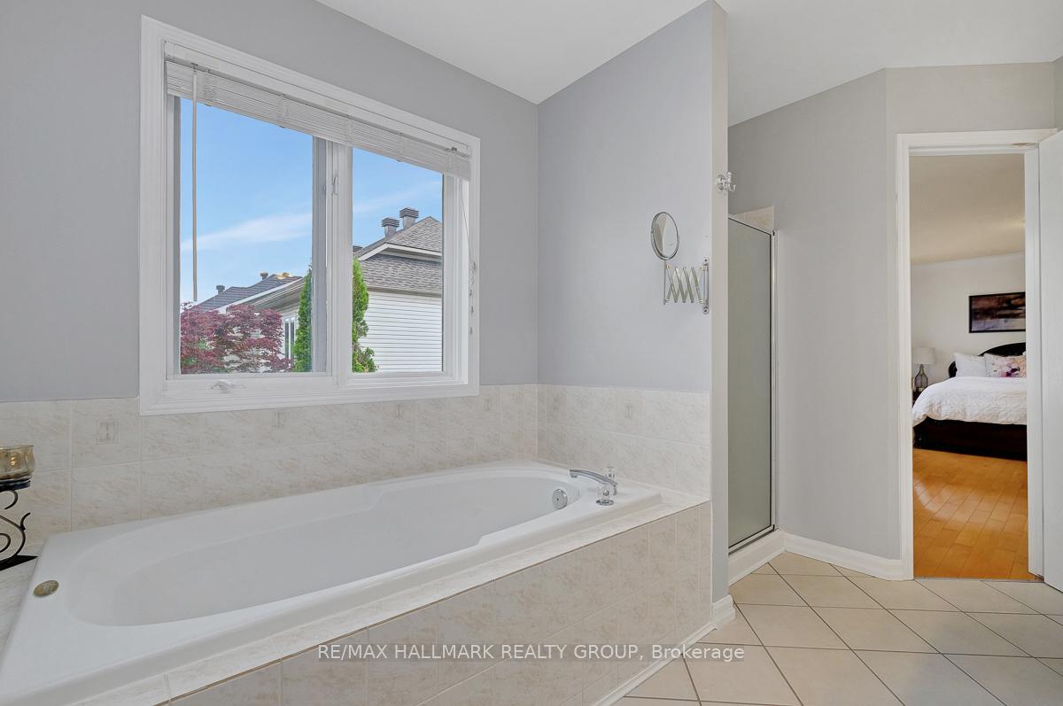 Photo 36 of 6 Stonepointe Avenue, Ottawa, Barrhaven East — HOMEH