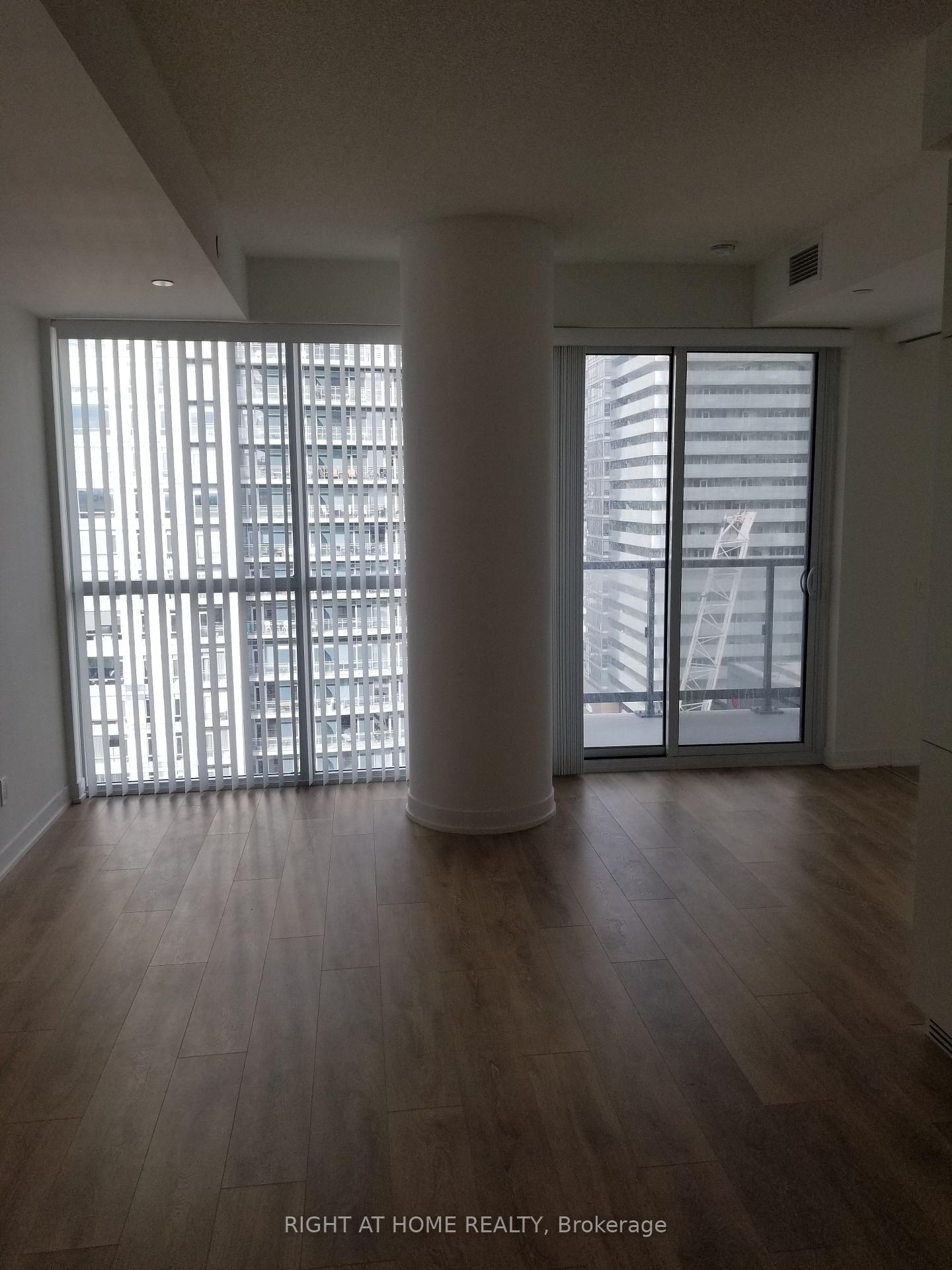 Photo 4 of Unit 2112, 87 Peter Street, Toronto, Waterfront Communities — HOMEH